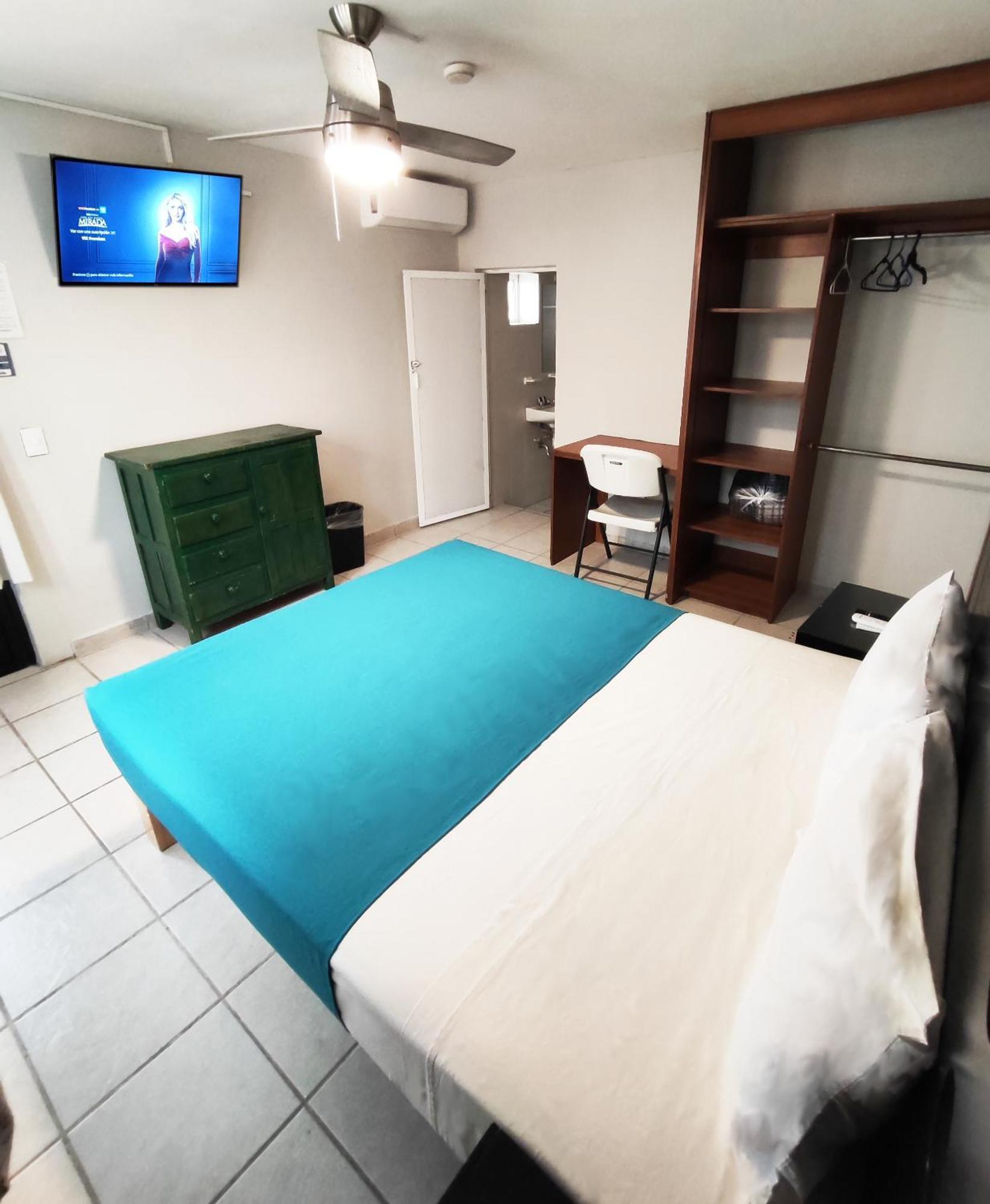 Del Refugio Hotel 2*